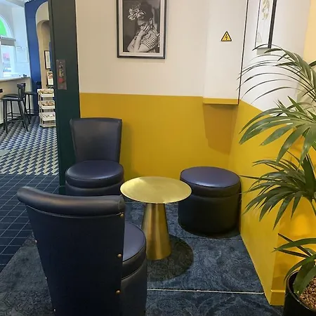 Hotel Ibis Styles Cadet Lafayette Parigi