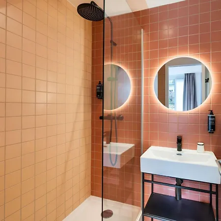 Ibis Styles Cadet Lafayette 3* Paris