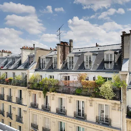Hotel Ibis Styles Cadet Lafayette Parigi