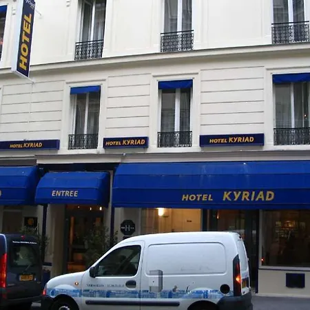 Hotel Ibis Styles Cadet Lafayette Parigi