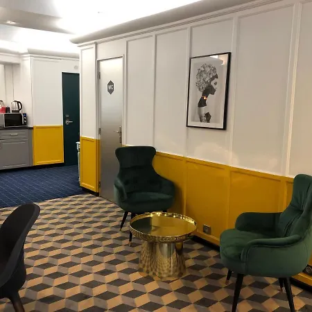 Hotel Ibis Styles Cadet Lafayette Parigi