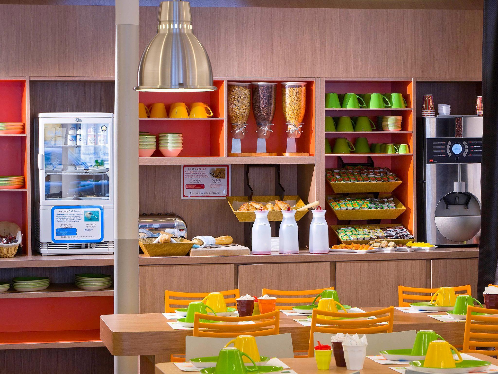 Hotel Ibis Styles Cadet Lafayette Parigi