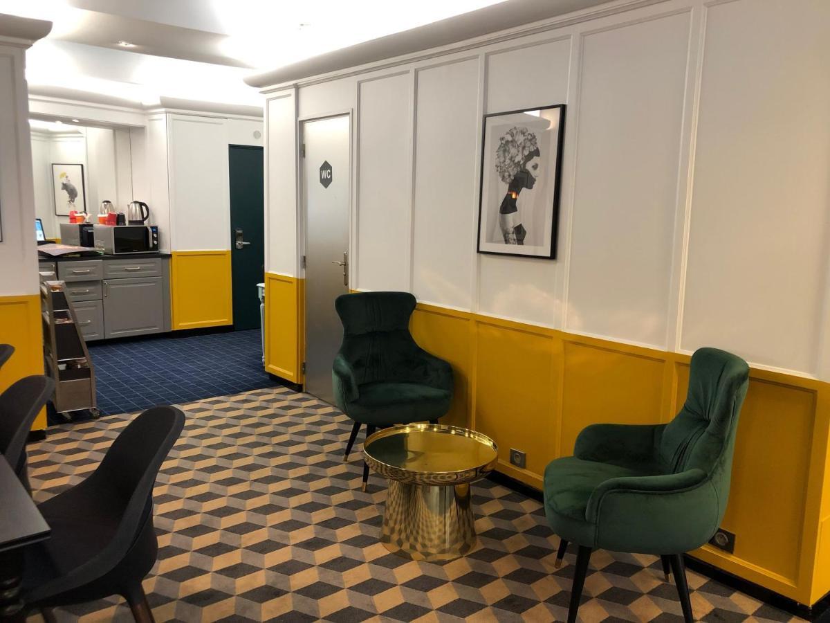 Hotel Ibis Styles Cadet Lafayette Parigi